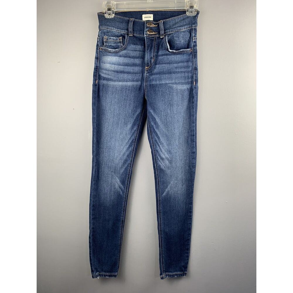 Sneak Peek Mid Rise Skinny Jeans Junior's‎ Size 1 Distressed Dark Denim